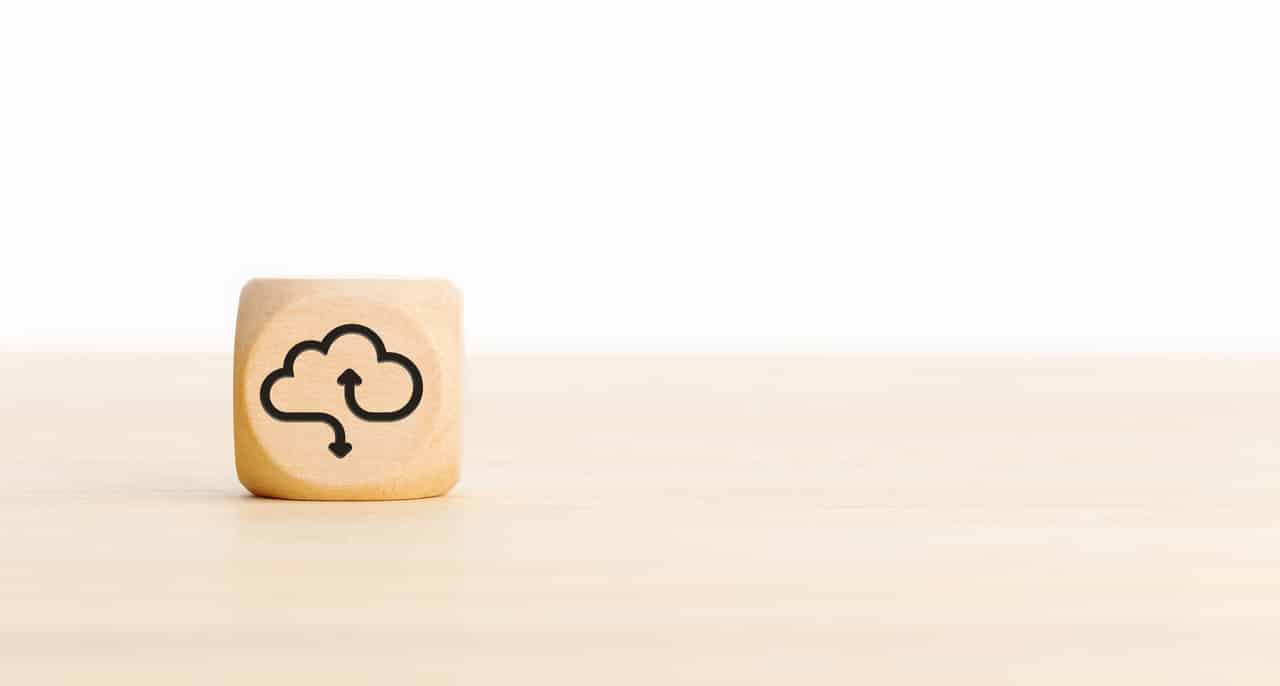 Cloud symbol on a wooden box symbolizing cloud managed services