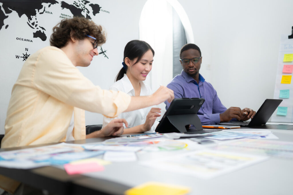 Coworkers learn how to use Microsoft Copilot together